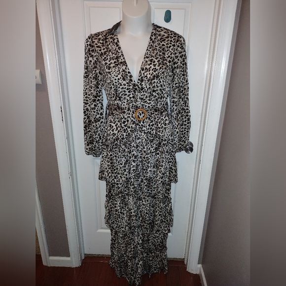 Fashion Nova Dresses & Skirts - 🆕️Wild Leopard Maxi Dress Sz XL NWT